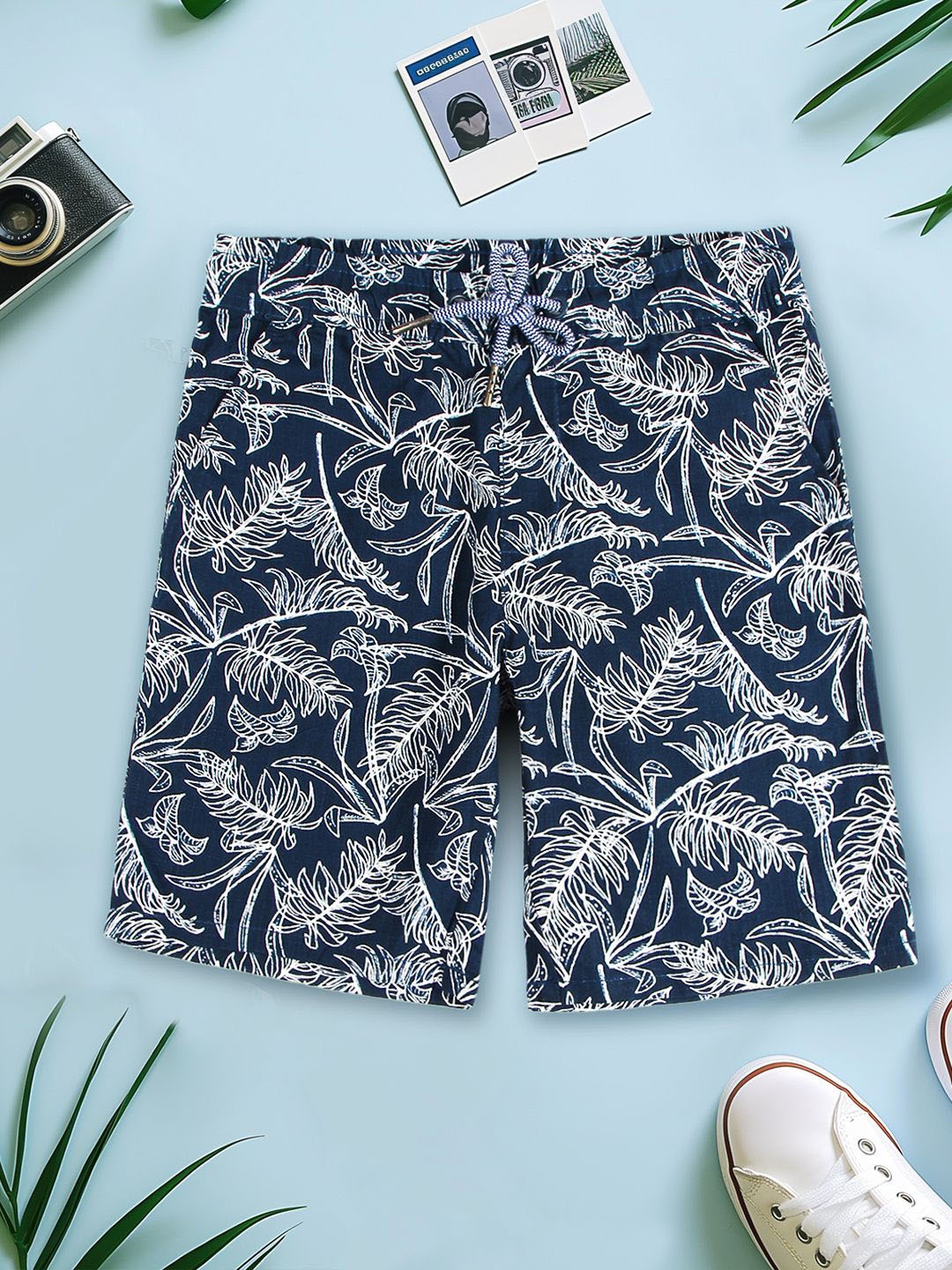 

INCLUD Boys Tropical Printed Slim Fit Mid-Rise Casual Shorts, Navy blue