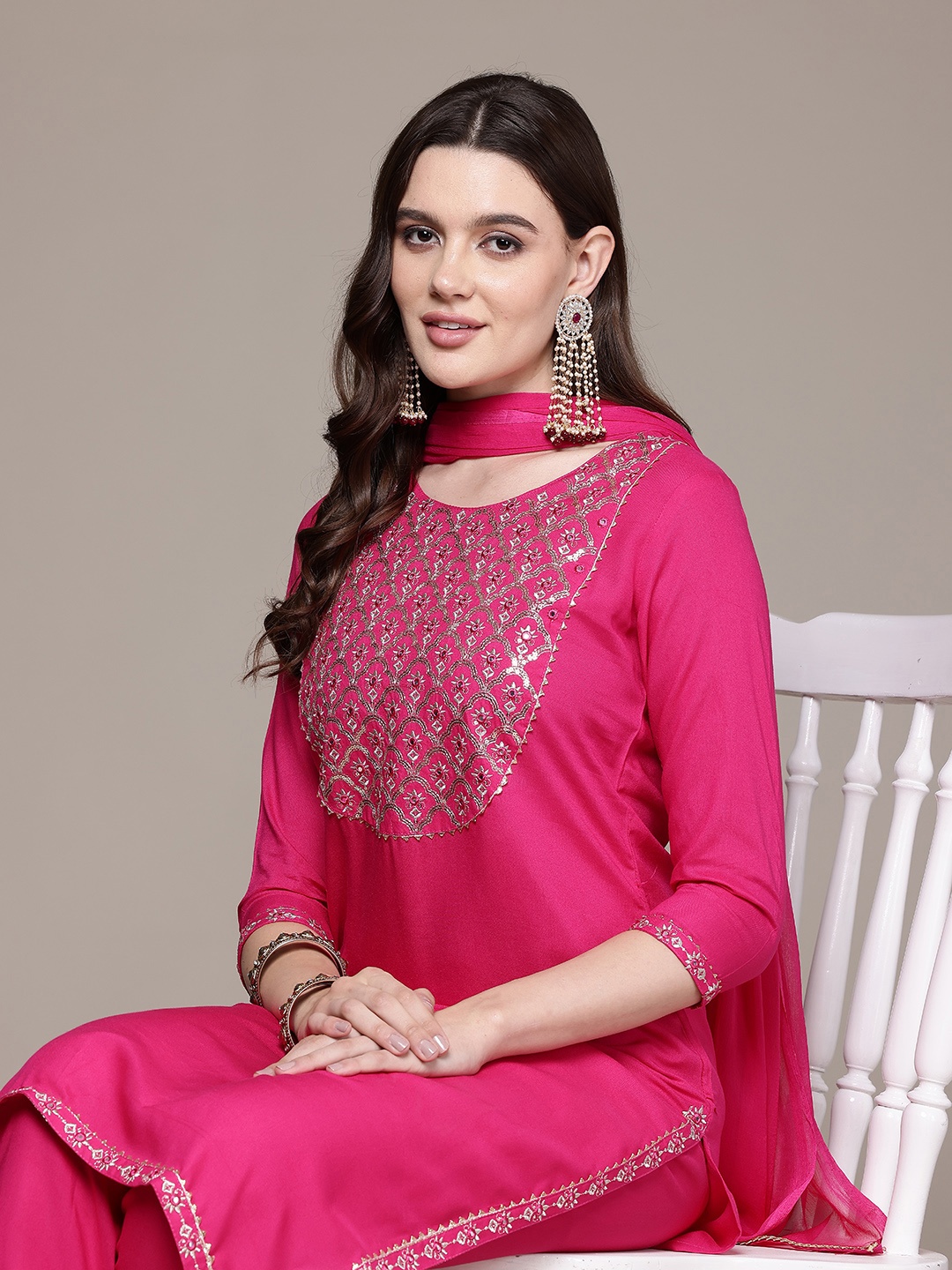 

Readiprint Fashions Ethnic Motifs Yoke Design Sequinned Kurta With Trousers & Dupatta, Magenta