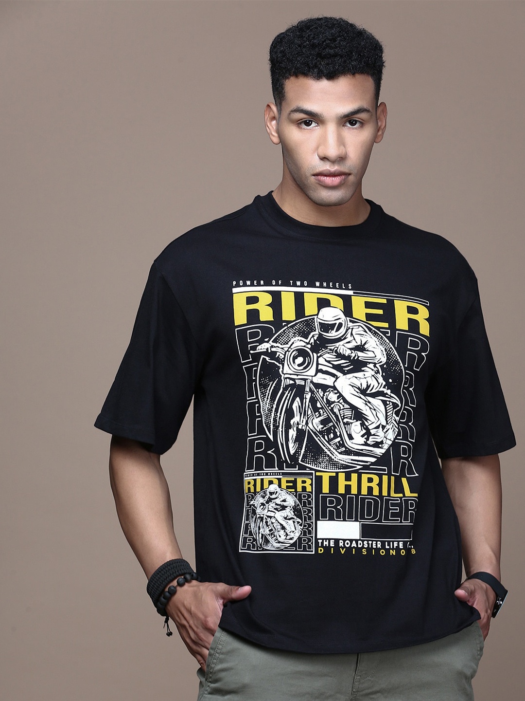

The Roadster Lifestyle Co. Men Graphic-Printed Round Neck Cotton T-shirt, Black