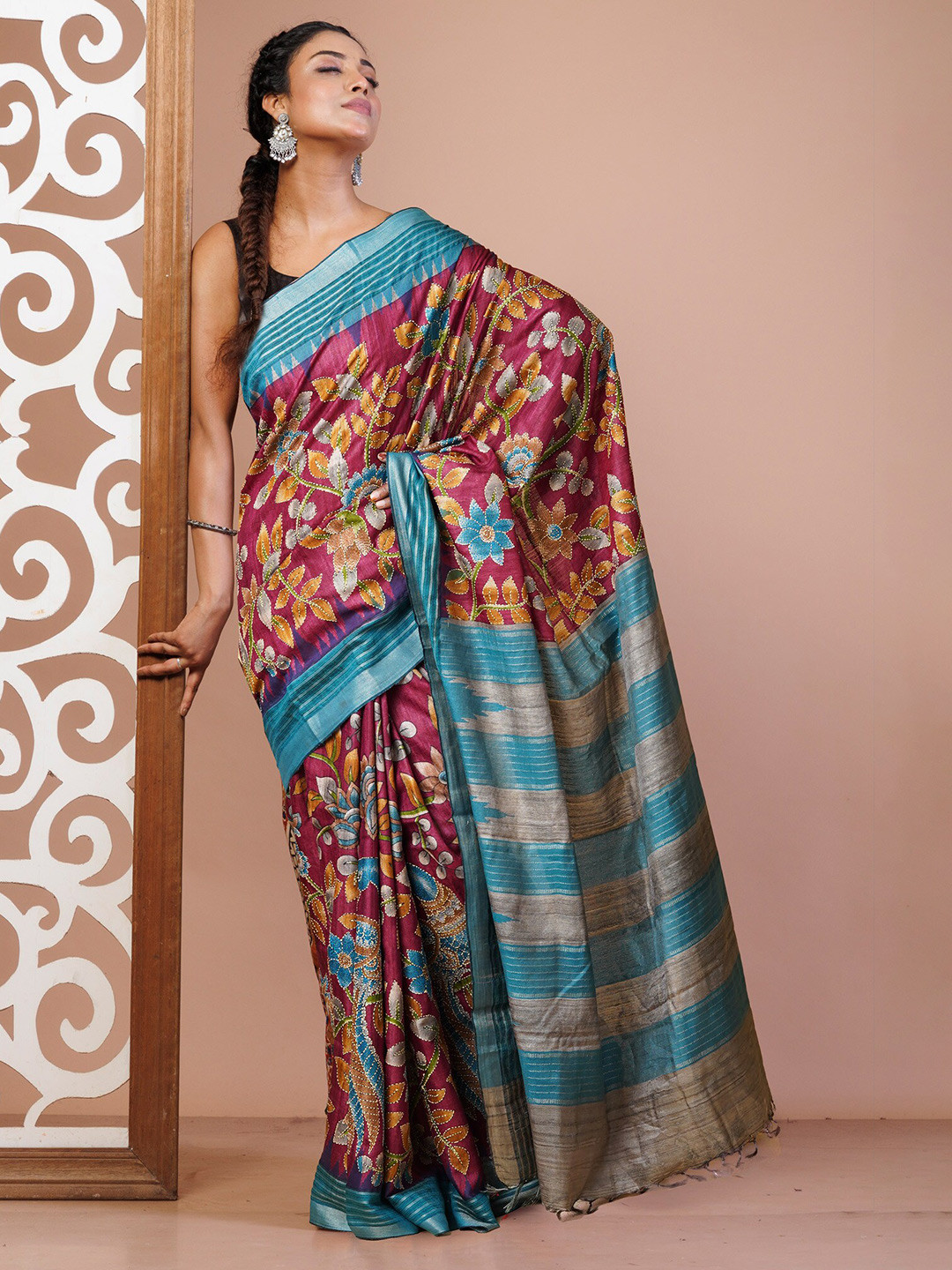 

Unnati Silks Ethnic Motifs Pure Silk Handloom Saree, Burgundy