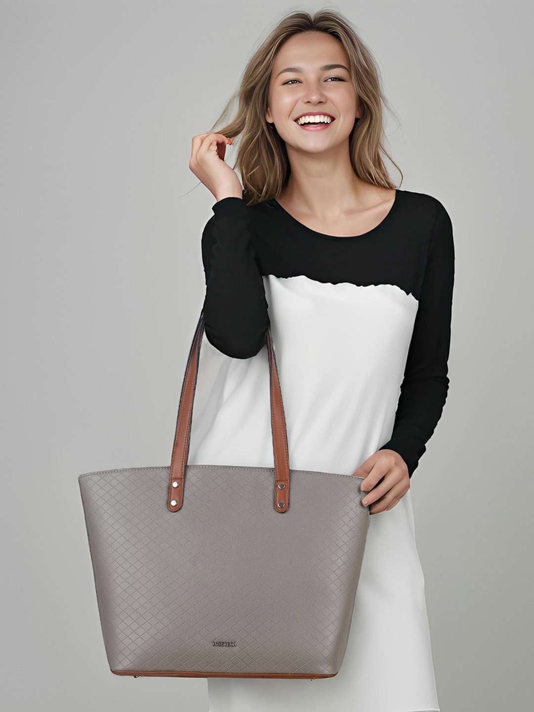 

Toteteca Textured PU Structured Handheld Bag with Quilted, Grey