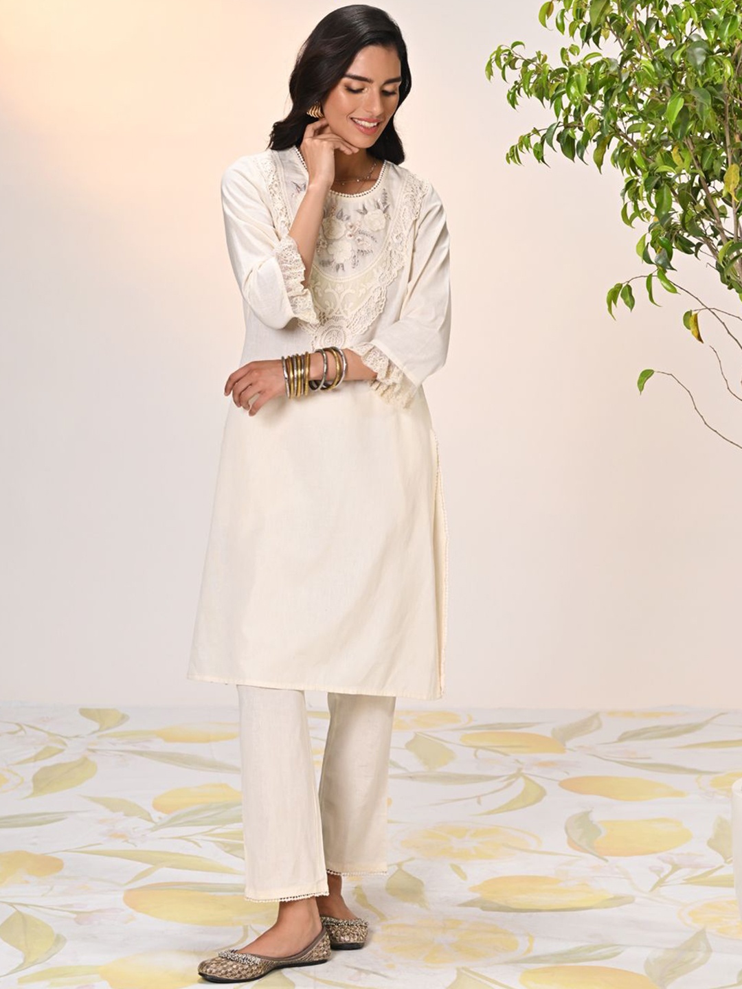 

Lakshita Ethnic Motifs Embroidered Regular Patchwork Kurta with Trouser, Off white