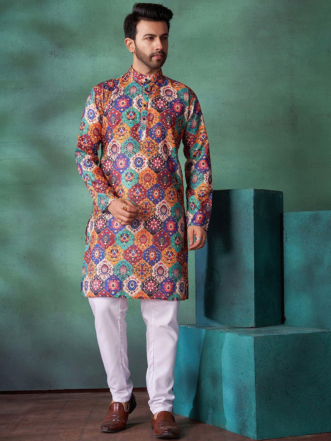 

Fashion FRICKS Men Ethnic Motifs Printed Regular Kurta with Pyjamas, Red