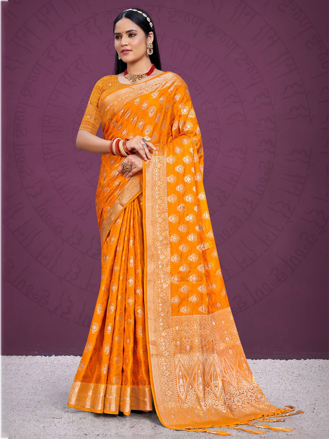 

SANGAM PRINTS Woven Design Zari Tussar Saree, Yellow