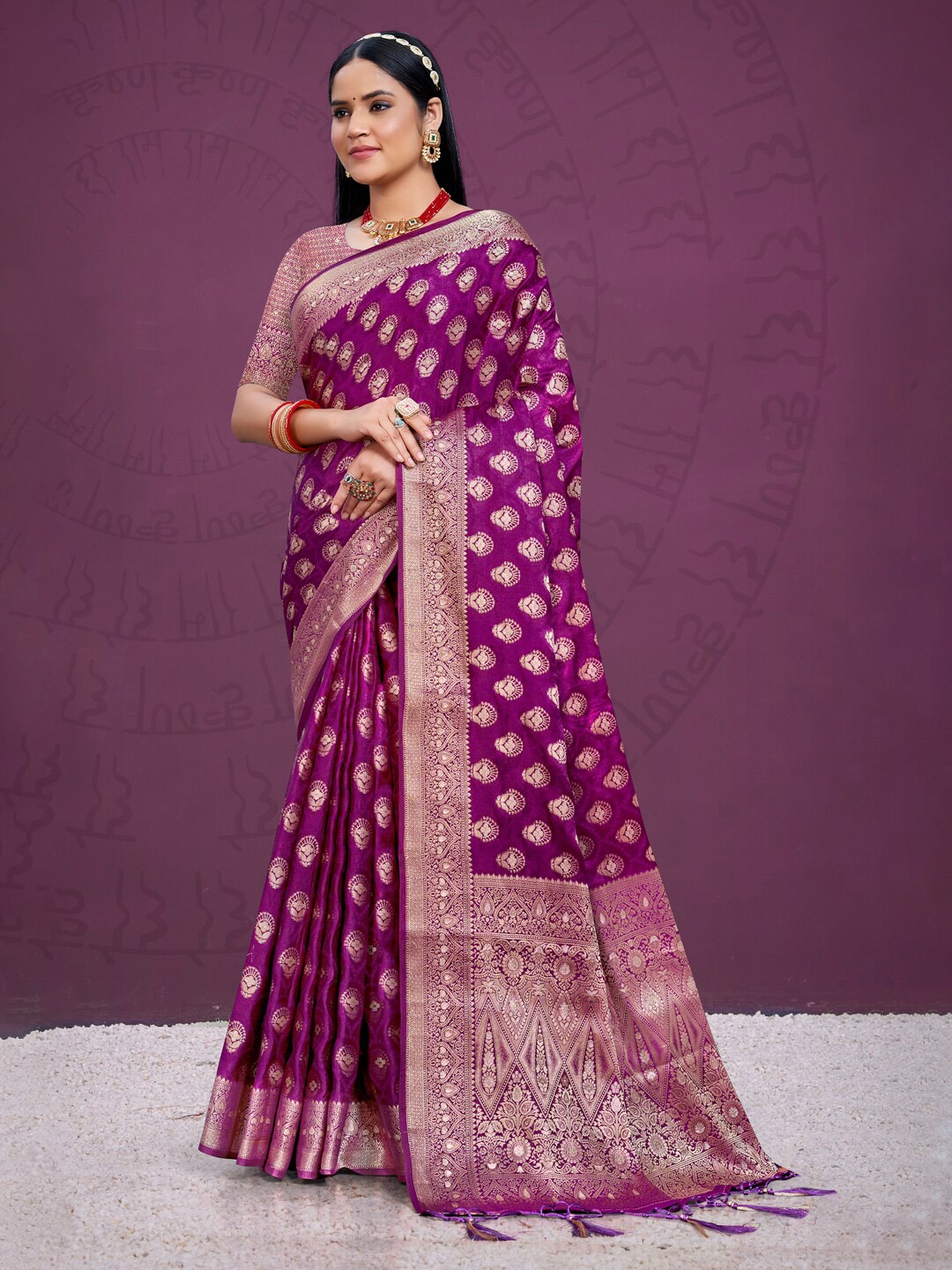 

SANGAM PRINTS Woven Design Zari Silk Blend Tussar Saree, Purple