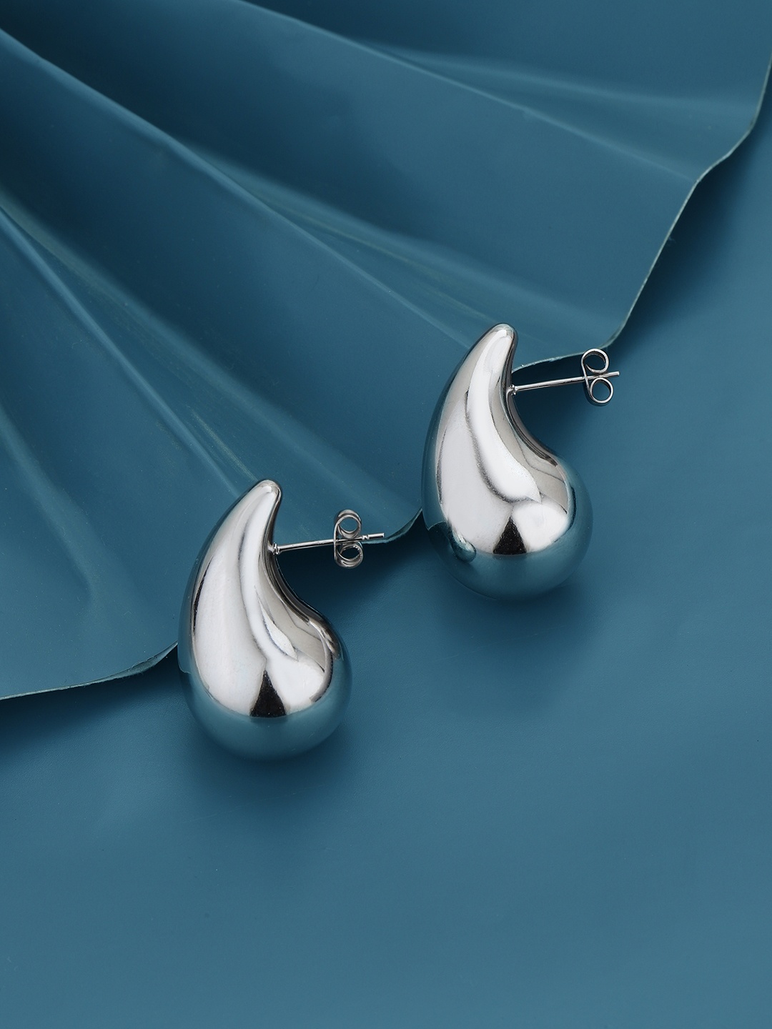 

Carlton London Silver-Plated Contemporary Stainless Steel Studs