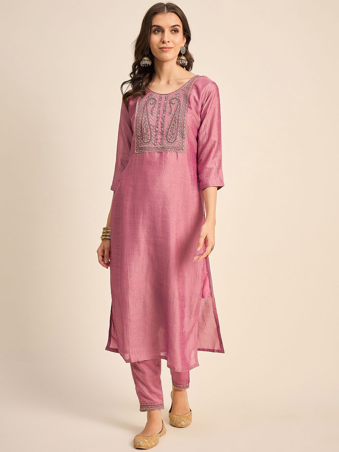 

SheWill Peach Floral Yoke Design Zari Round Neck Straight Kurta With Trousers