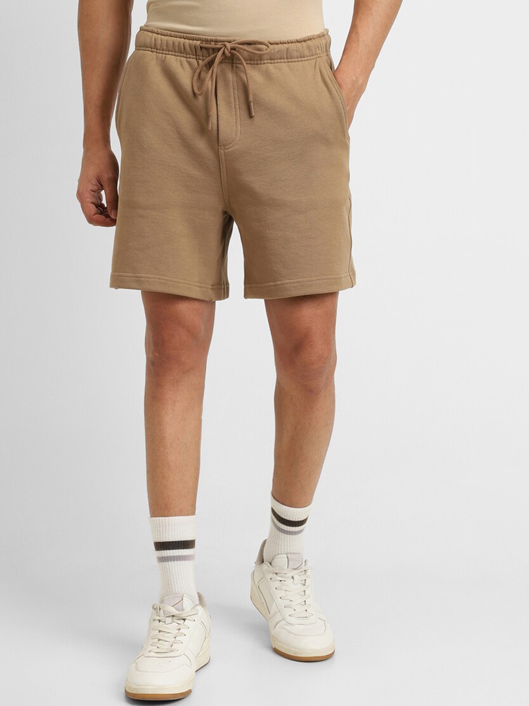 

FOREVER 21 Men Mid-Rise Cotton Shorts, Brown