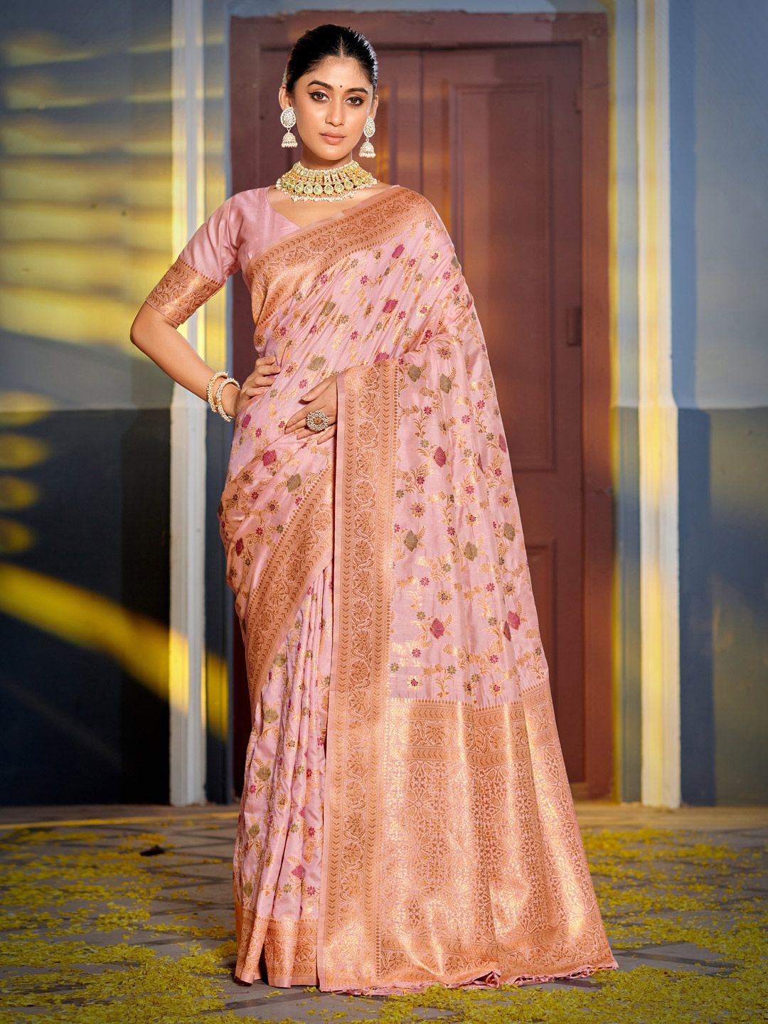 

SANGAM PRINTS Woven Design Zari Banarasi Saree, Pink