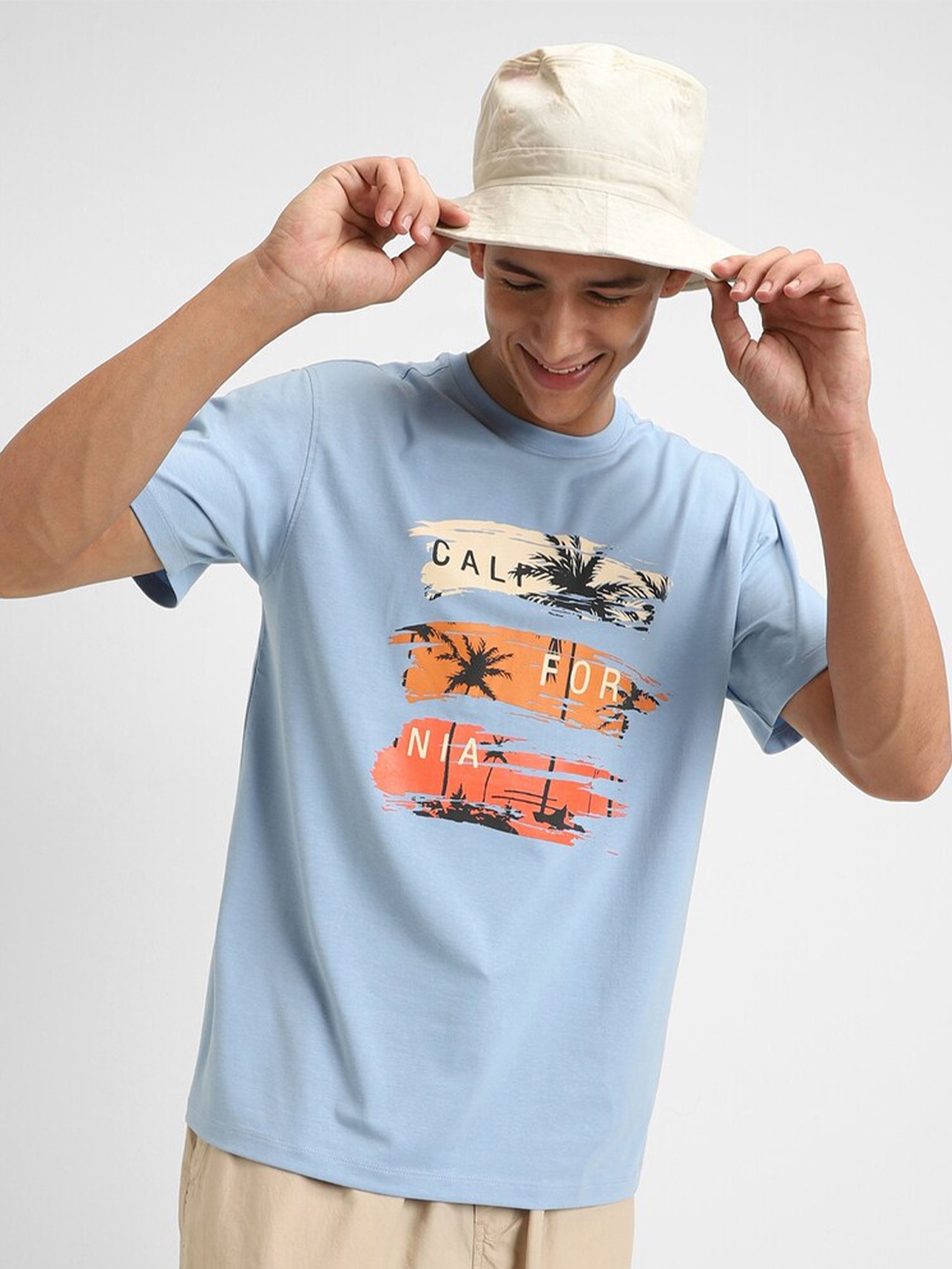 

FOREVER 21 Men Typography Printed Round Neck T-shirt, Blue