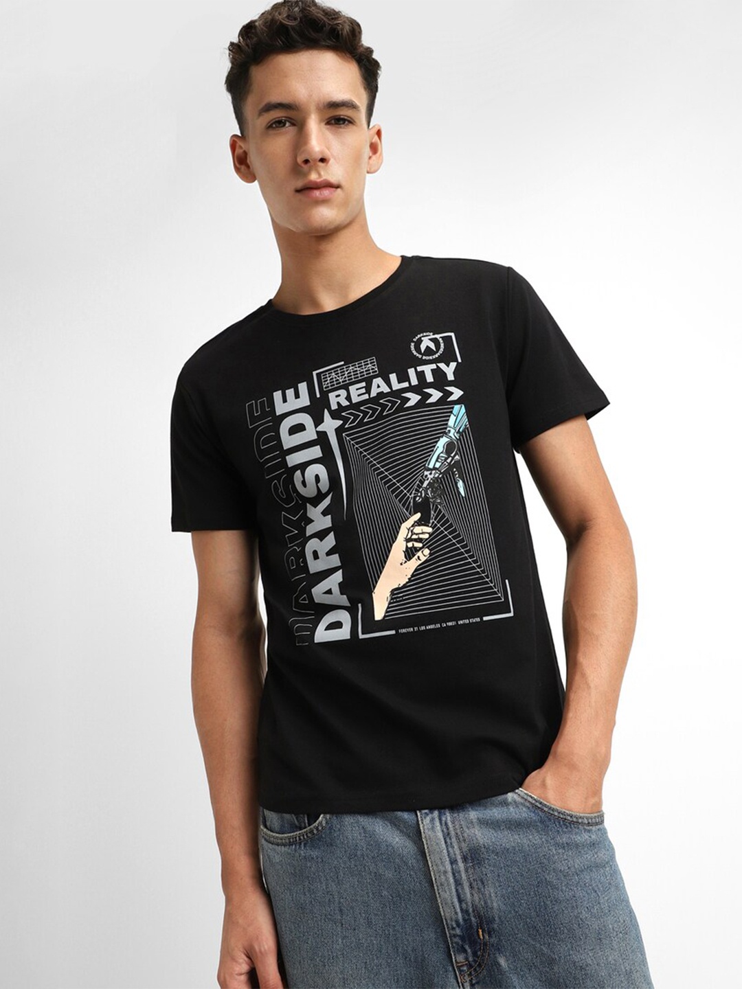 

FOREVER 21 Men Graphic Printed Round Neck T-shirt, Black