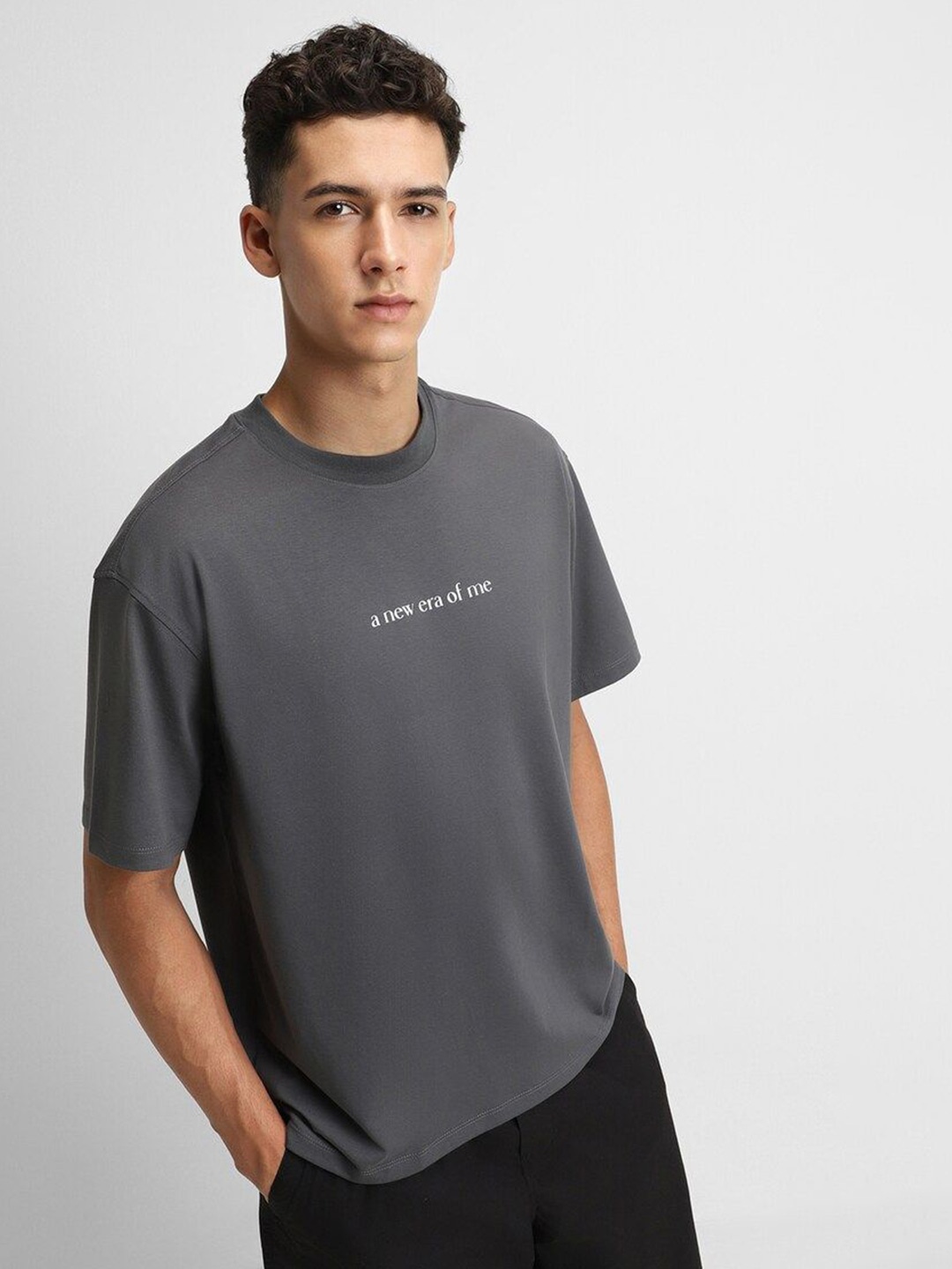 

FOREVER 21 Men Typography Printed Round Neck Oversized T-shirt, Grey