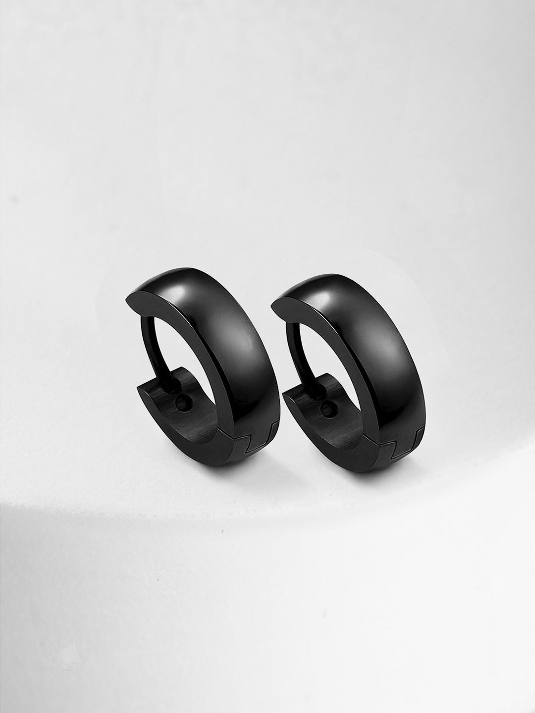 

Peora Men Stainless Steel Circular Studs Earrings, Black