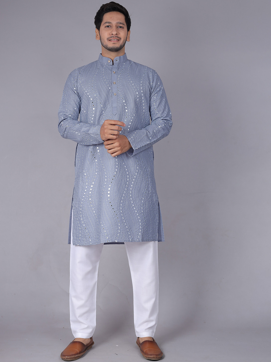 

amzira Embroidered Regular Mirror Work Pure Cotton Kurta with Pyjamas, Grey