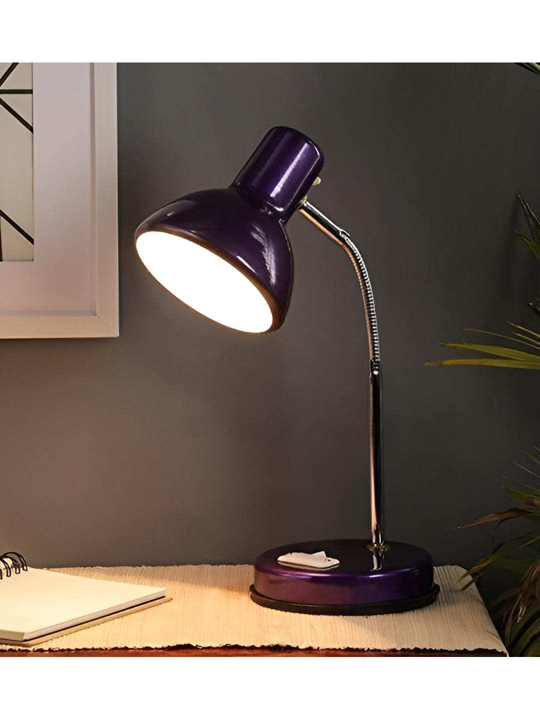 

SPARK WORLD Black Metal Contemporary Abstract Shaped Table Lamp