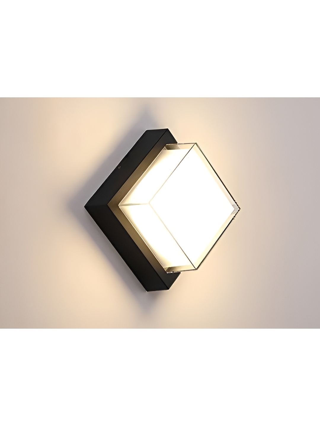 

SPARK WORLD White & Black Metal Contemporary Square Shaped Wall Lamp