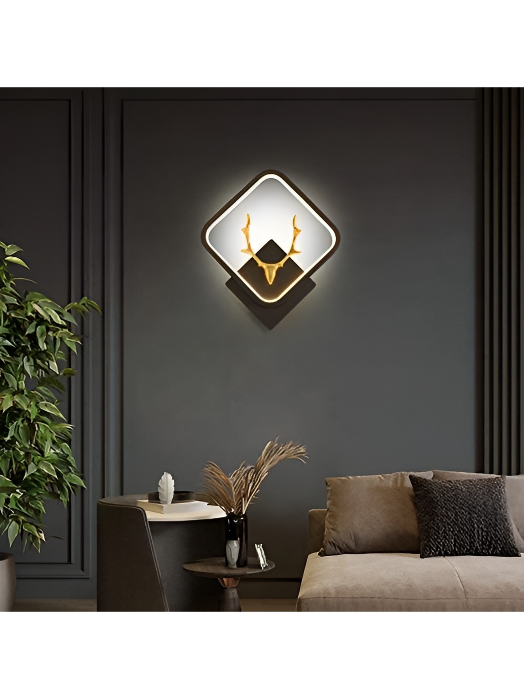 

SPARK WORLD Yellow & Black Contemporary Square Shaped Wall Lamp