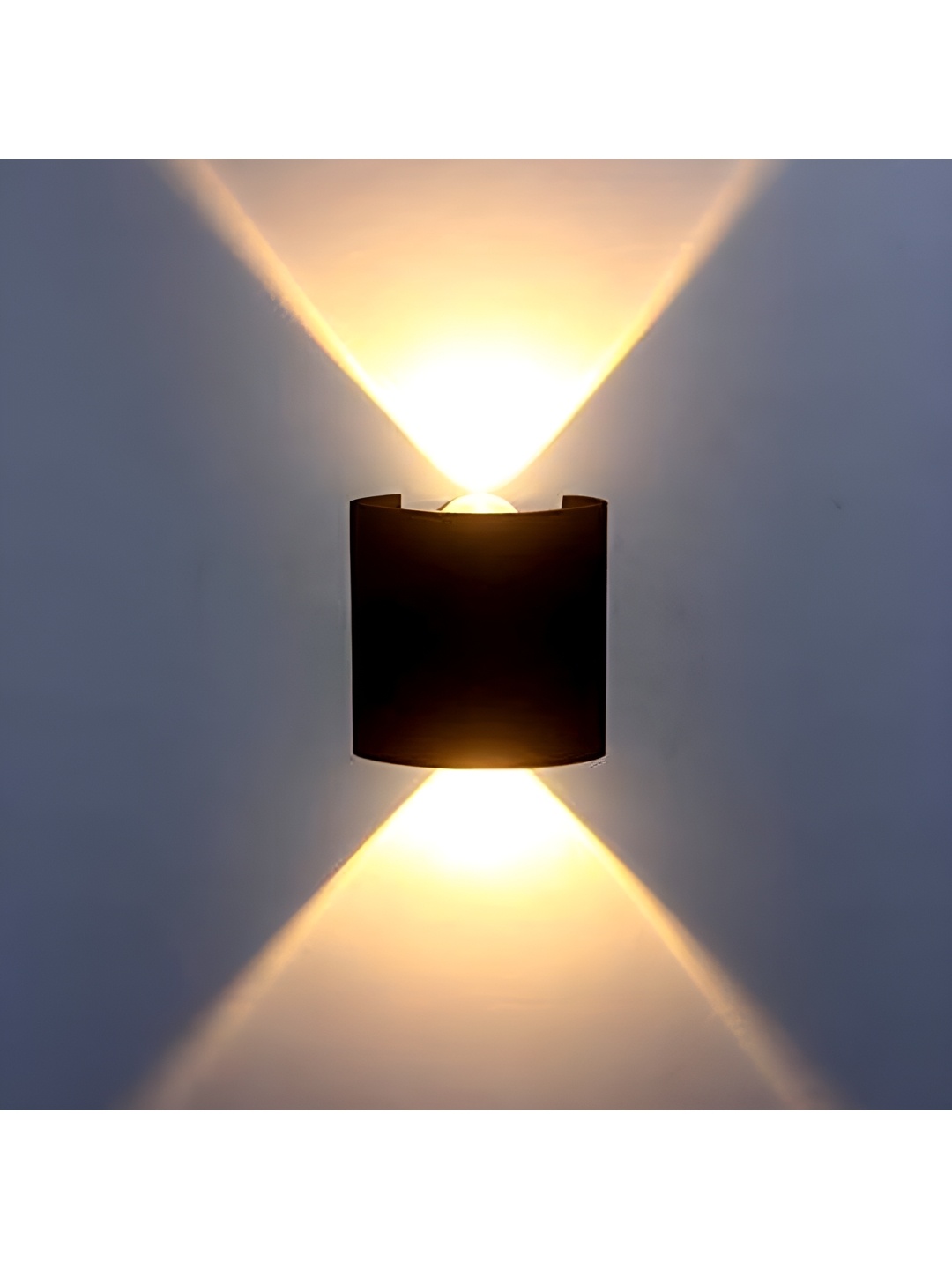 

SPARK WORLD Yellow & Black Aluminium Cylinder Shaped Wall Lamp