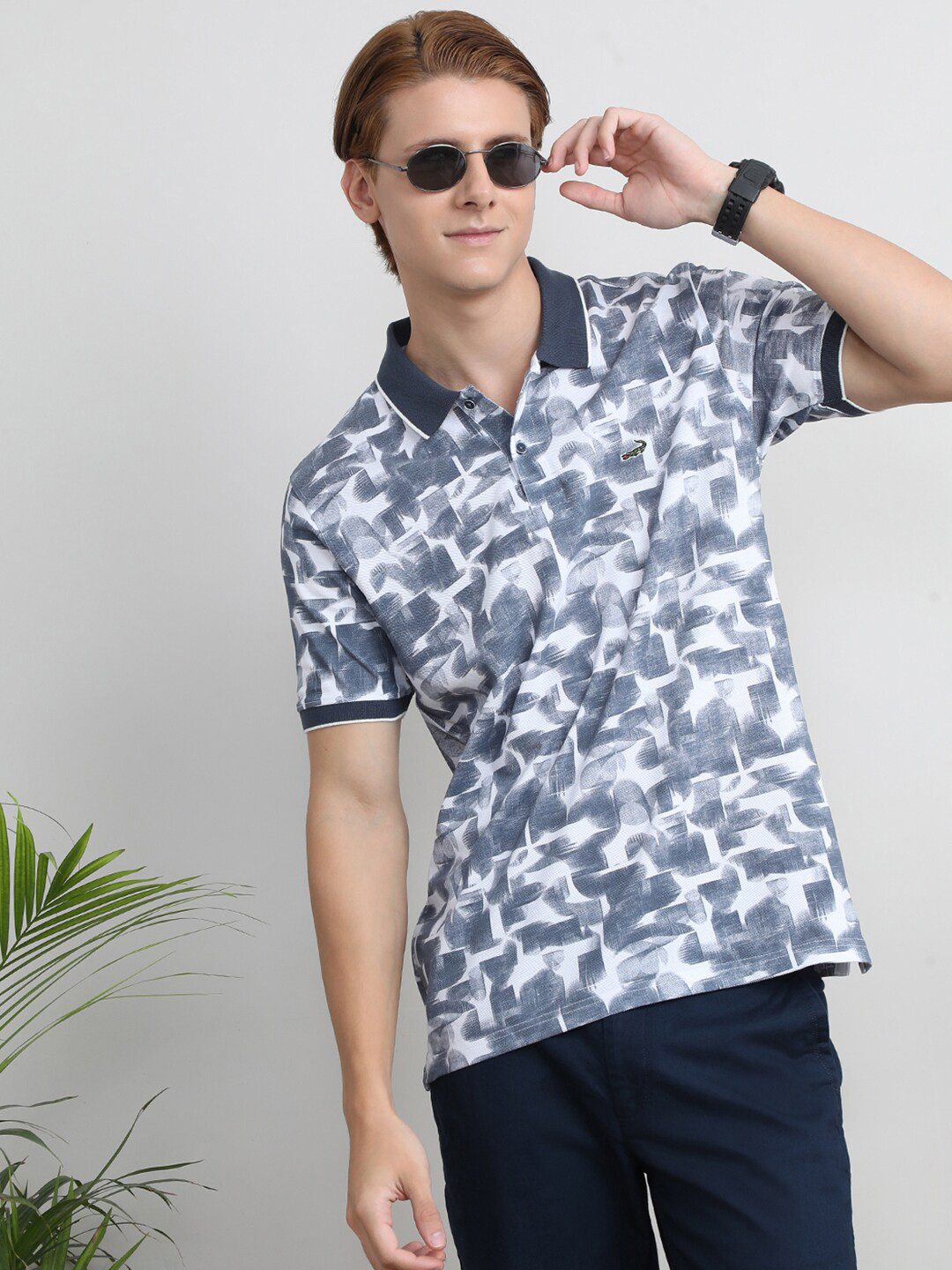 

Crocodile Men Polo Collar Abstract Printed Slim Fit T-shirt, Navy blue