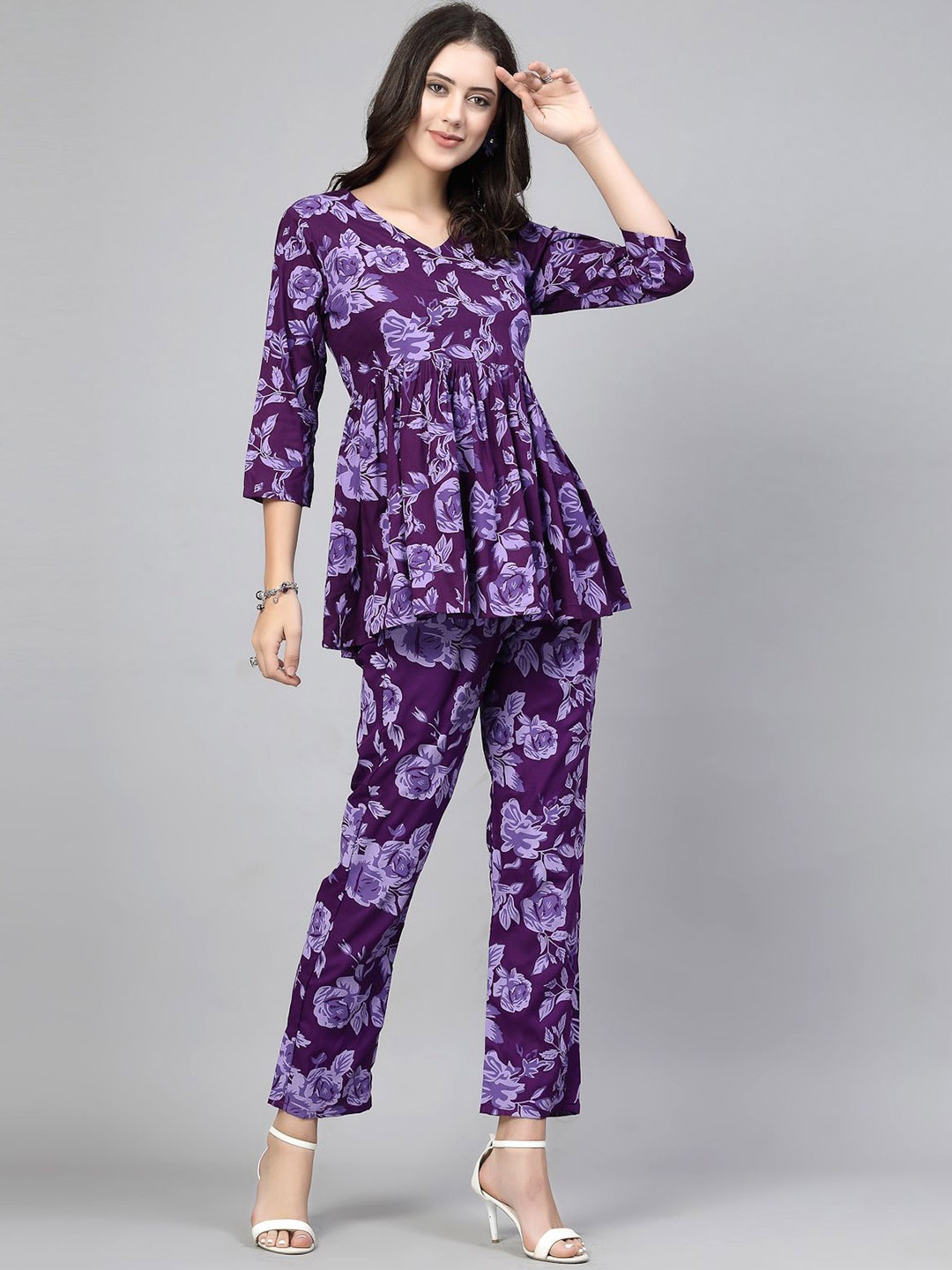 

Veshviti V Neck Floral Printed Empire Liva A Line Top with Trouser, Purple