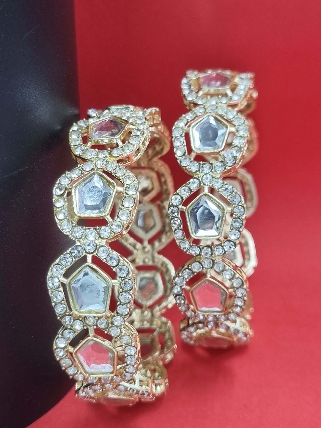 

Anouk Gold Toned Set of 2 Gold Plated Kundan Studded Bangles