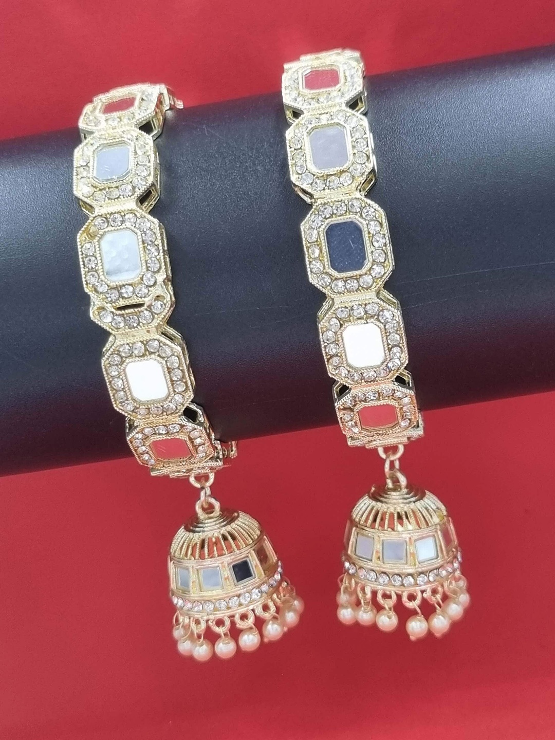 

Anouk Gold Toned Set of 2 Gold Plated Kundan Stone Studded Bangles