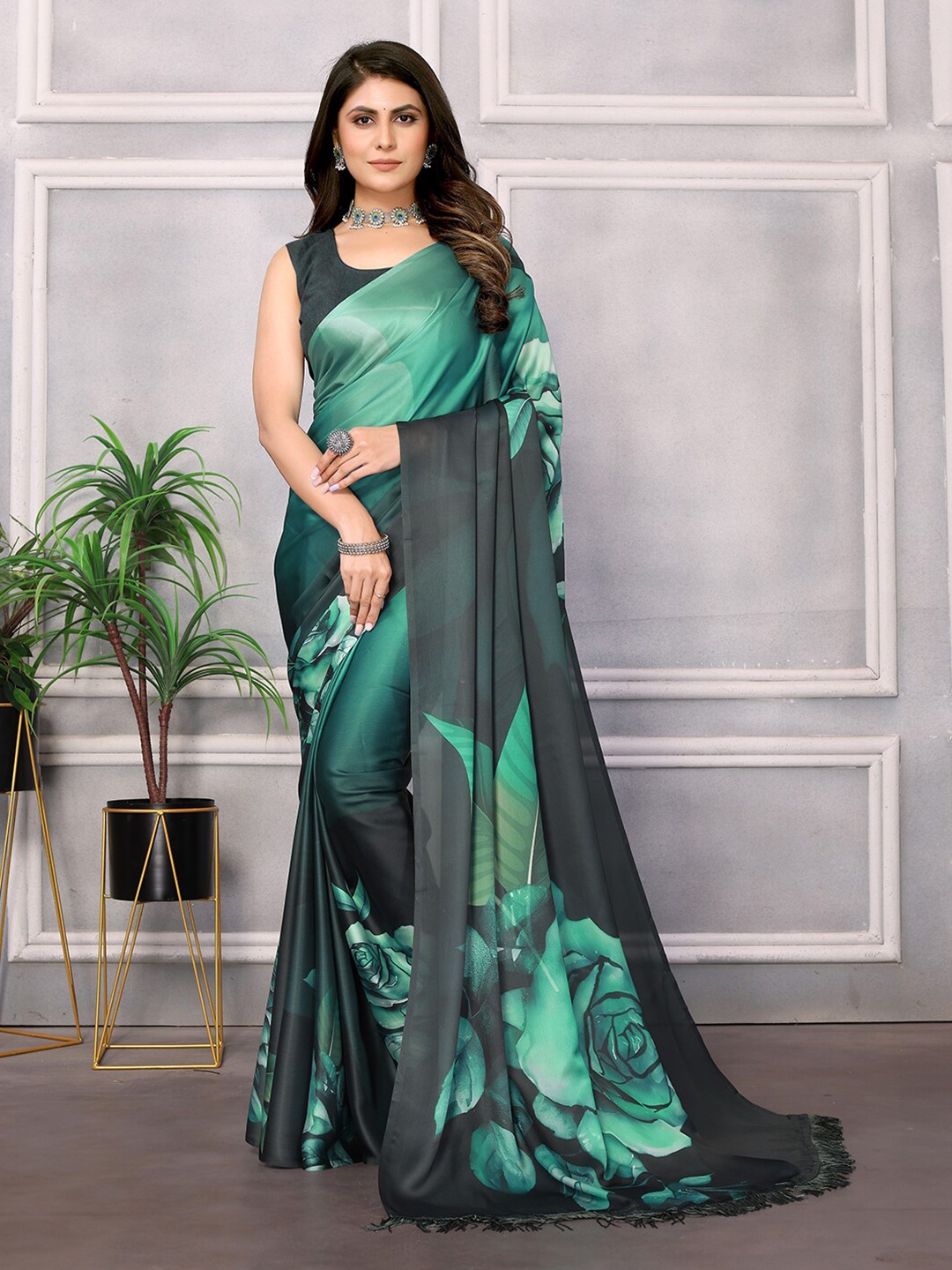 

ARYZE Floral Satin Saree, Teal