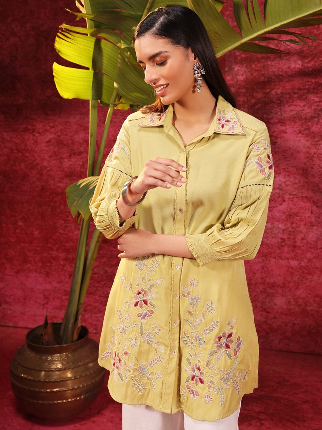 

Lakshita Shirt Collar Embroidered Tunic, Green