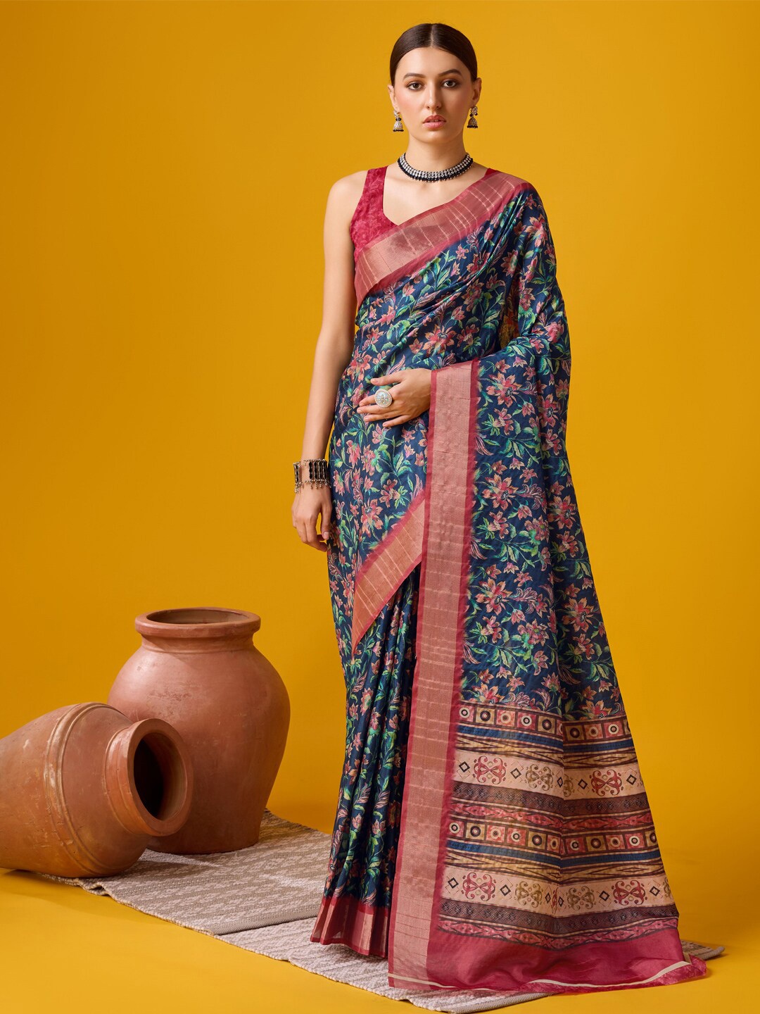 

Mitera Floral Zari Tussar Saree, Blue