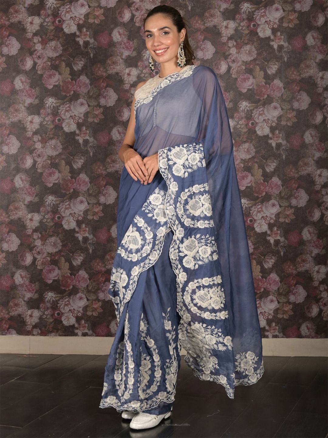 

ODETTE Ethnic Motifs Embroidered Organza Saree, Blue