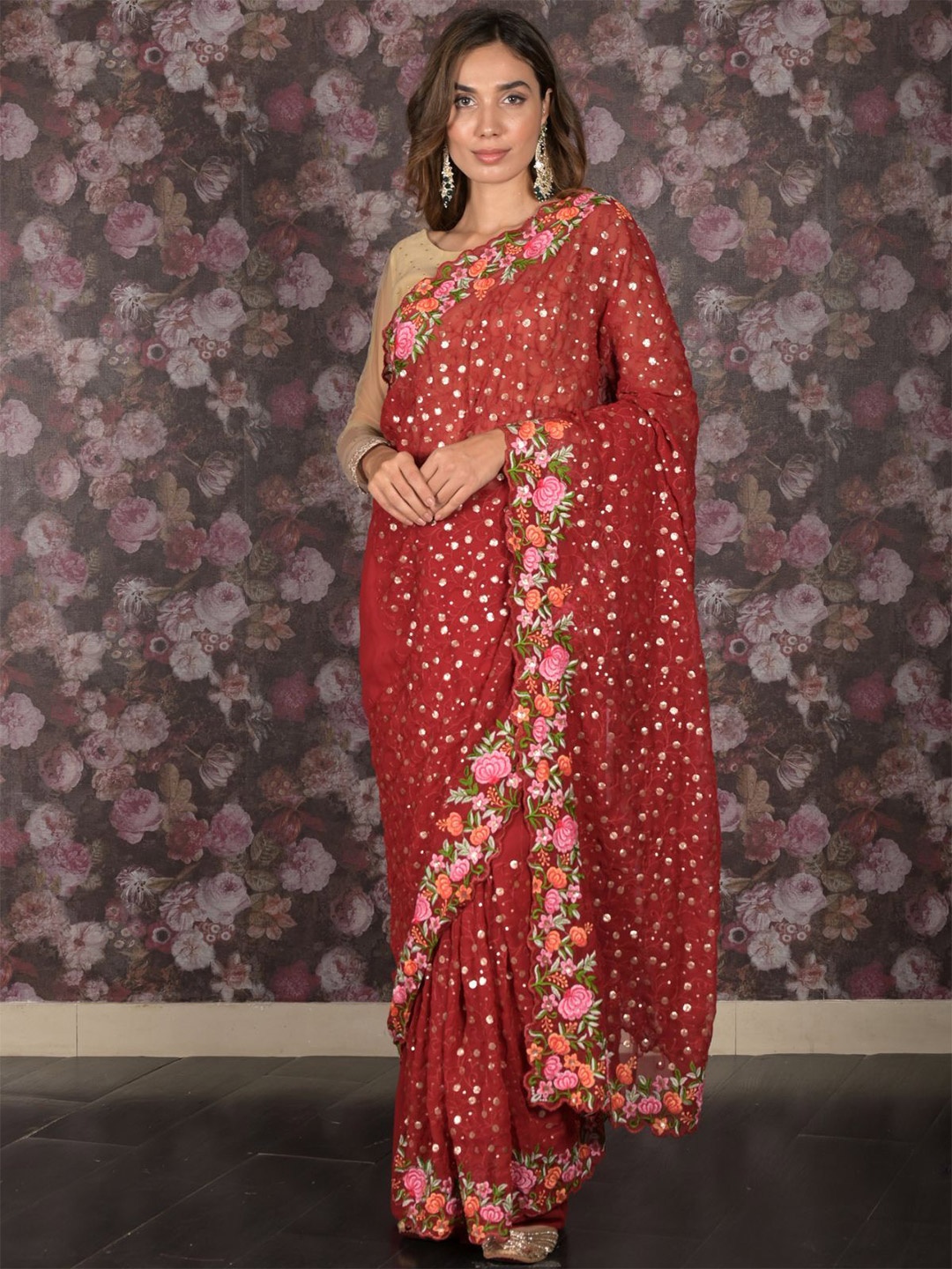 

ODETTE Embellished Embroidered Saree, Maroon
