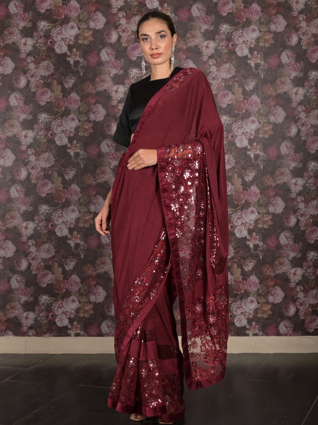 

ODETTE Embroidered Sequinned Saree, Maroon