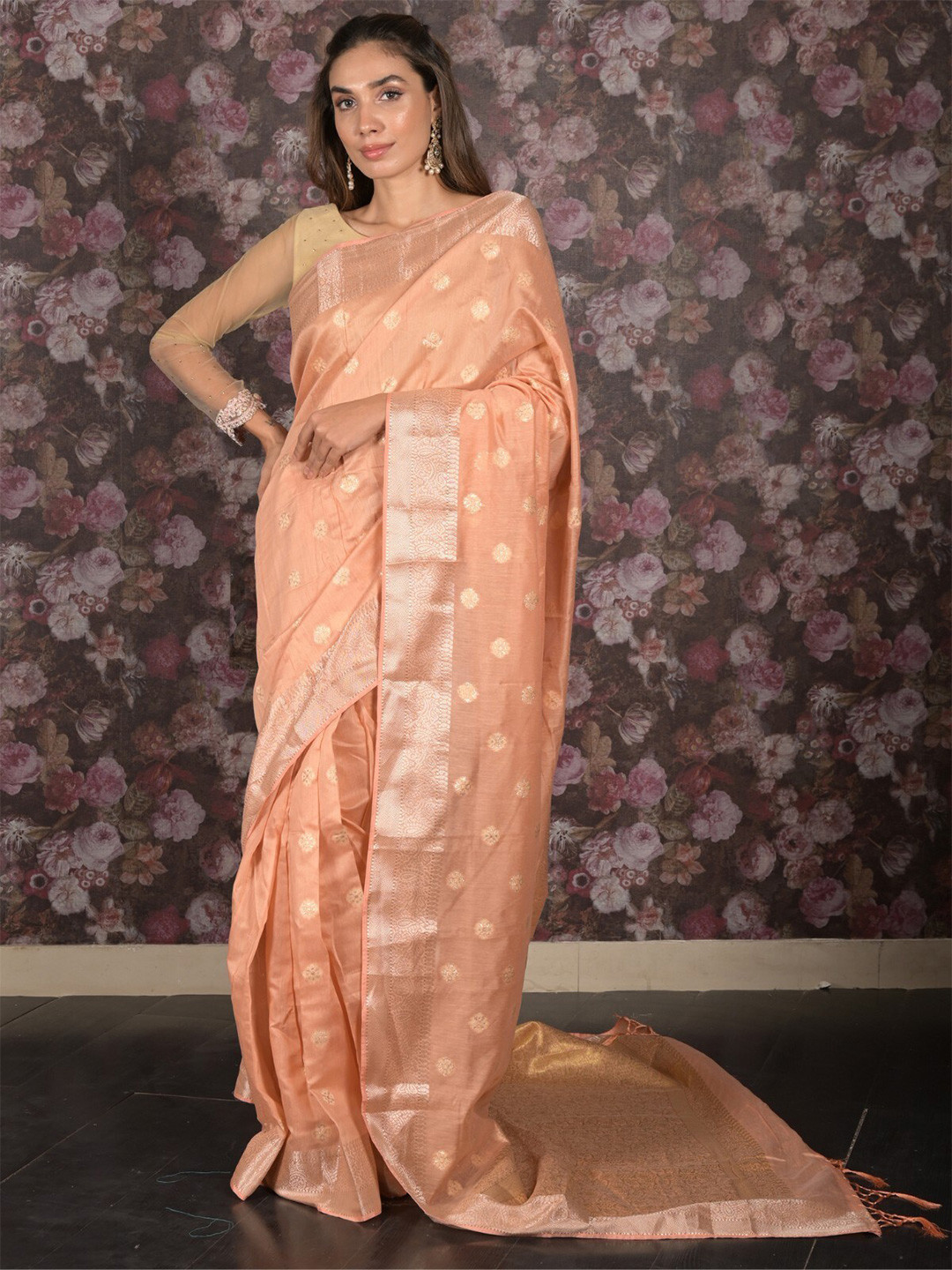 

ODETTE Woven Design Zari Saree, Peach