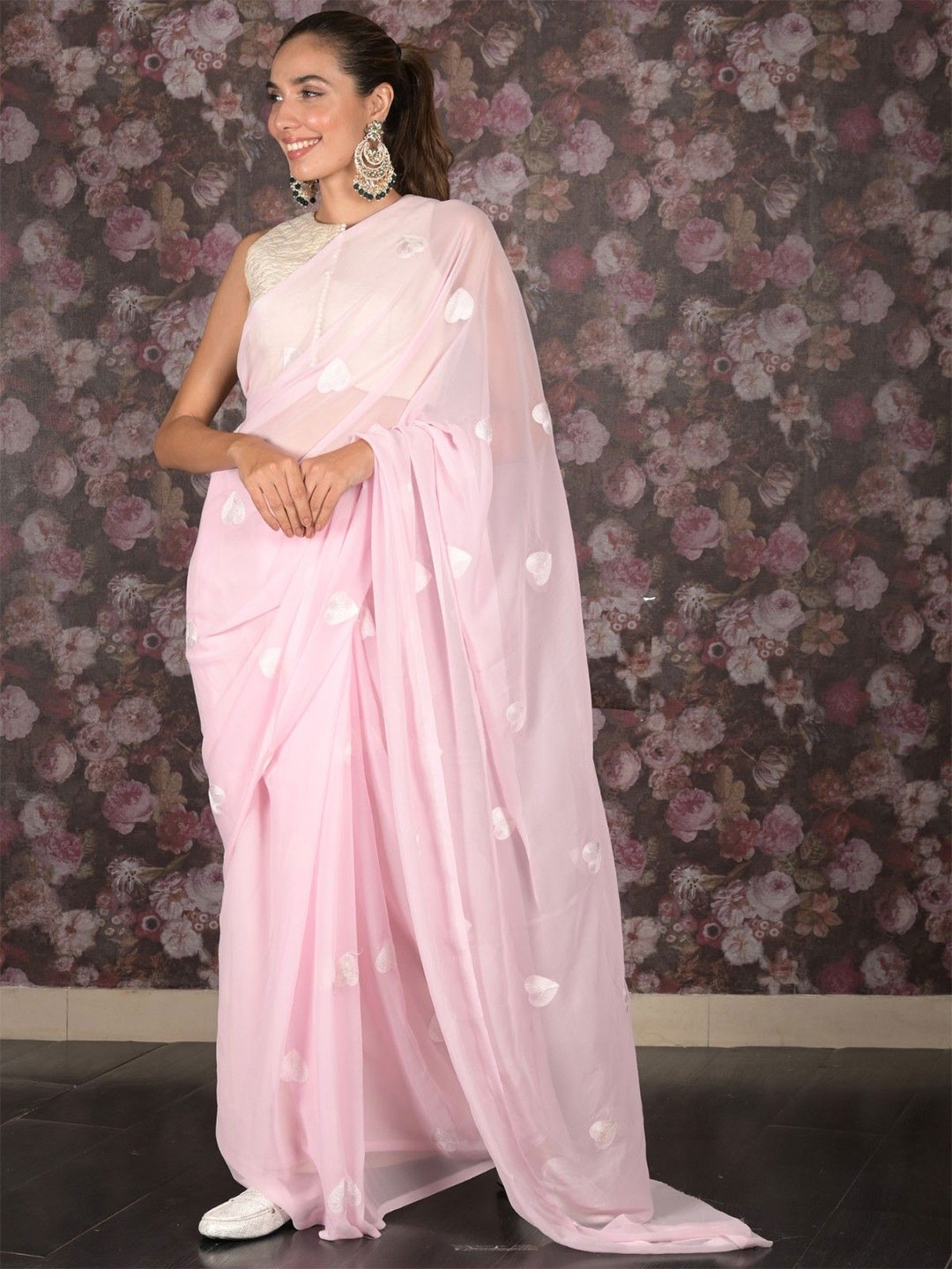 

ODETTE Embellished Embroidered Saree, Pink