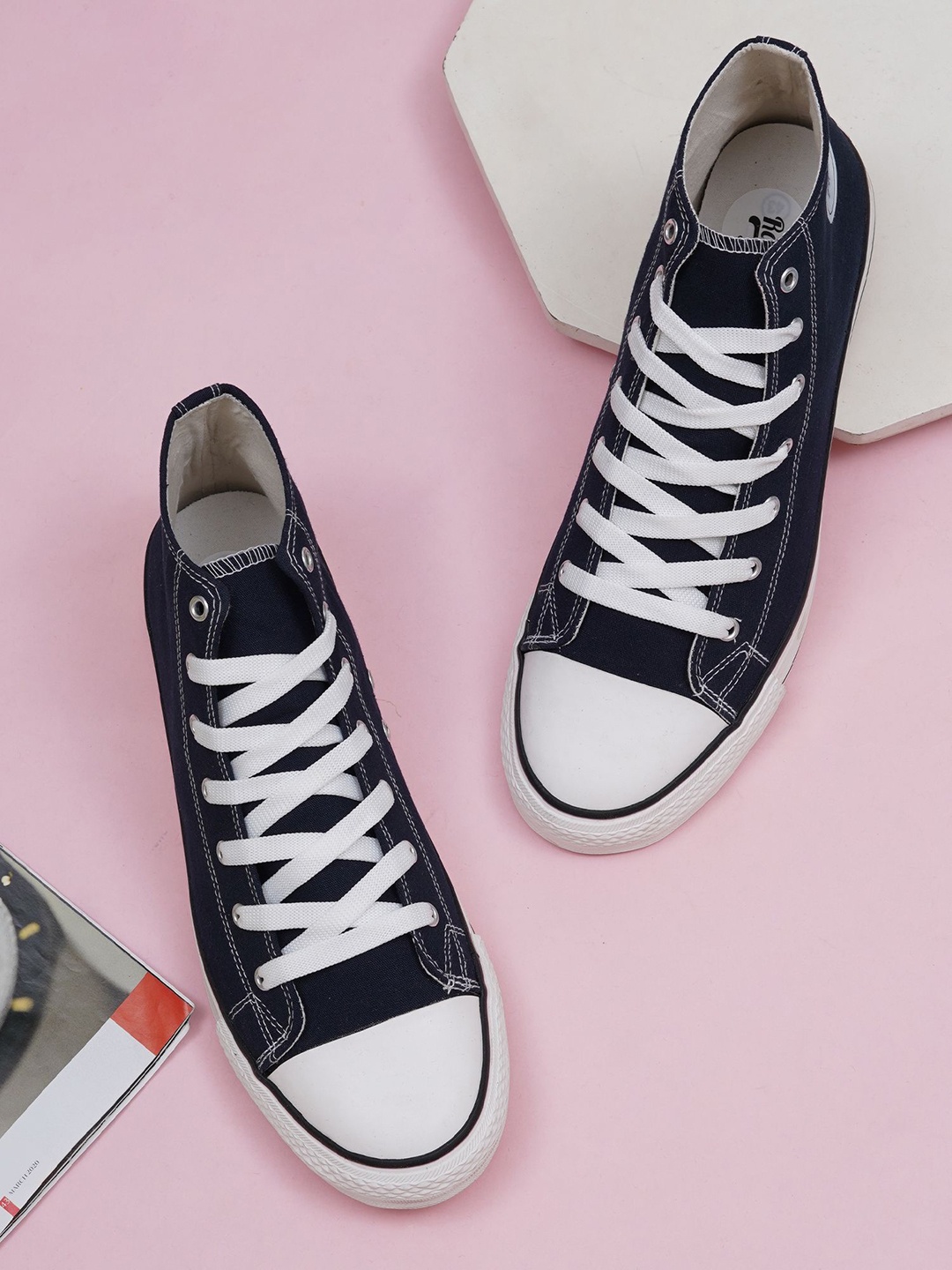 

The Roadster Lifestyle Co Women Casual Sneakers, Navy blue