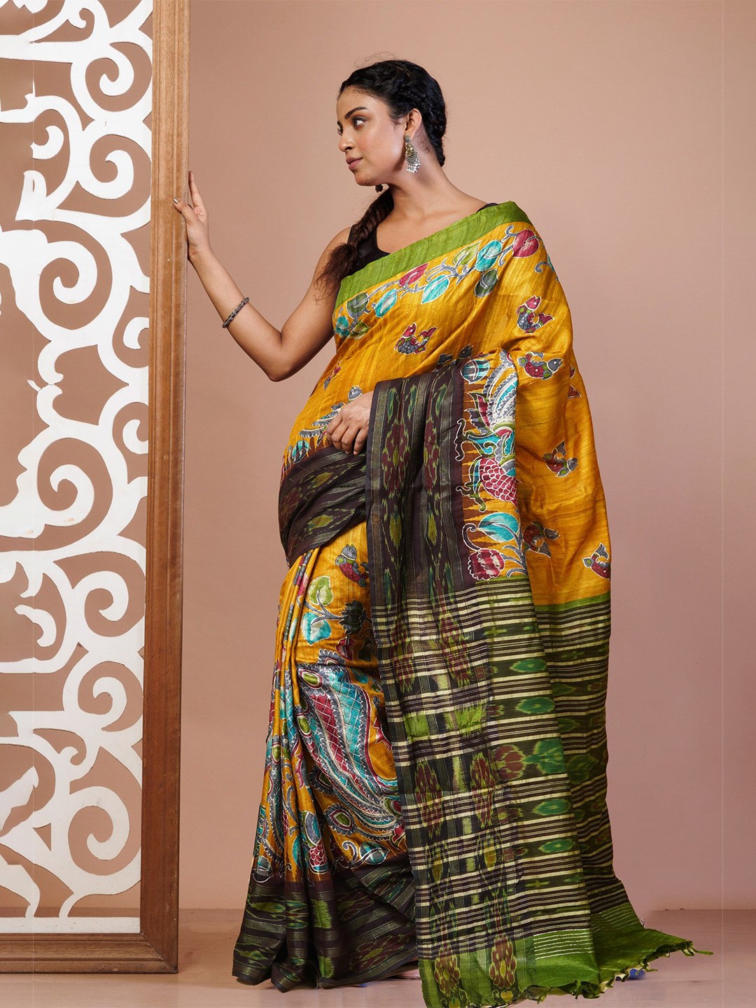 

Unnati Silks Ethnic Motifs Zari Pure Silk Handloom Tussar Saree, Yellow