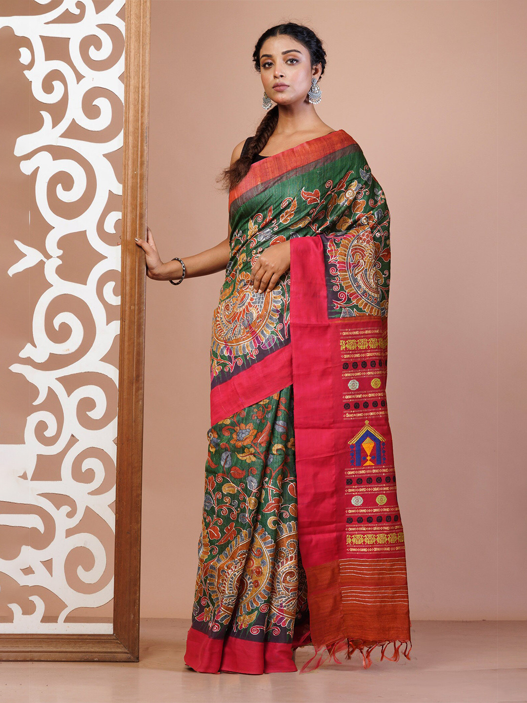 

Unnati Silks Ethnic Motifs Pure Silk Handloom Tussar Saree, Green