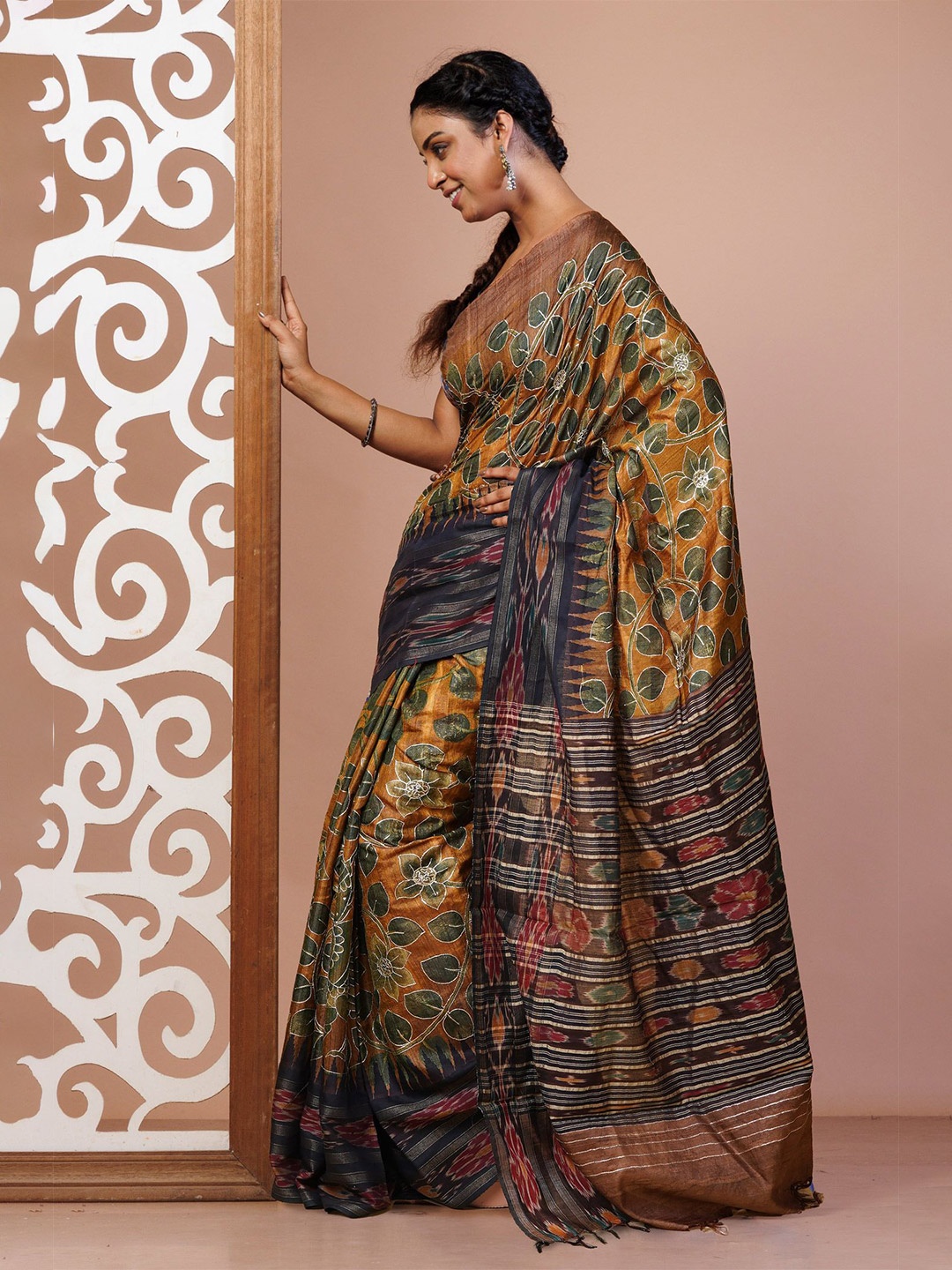 

Unnati Silks Ethnic Motifs Pure Silk Handloom Tussar Saree, Yellow