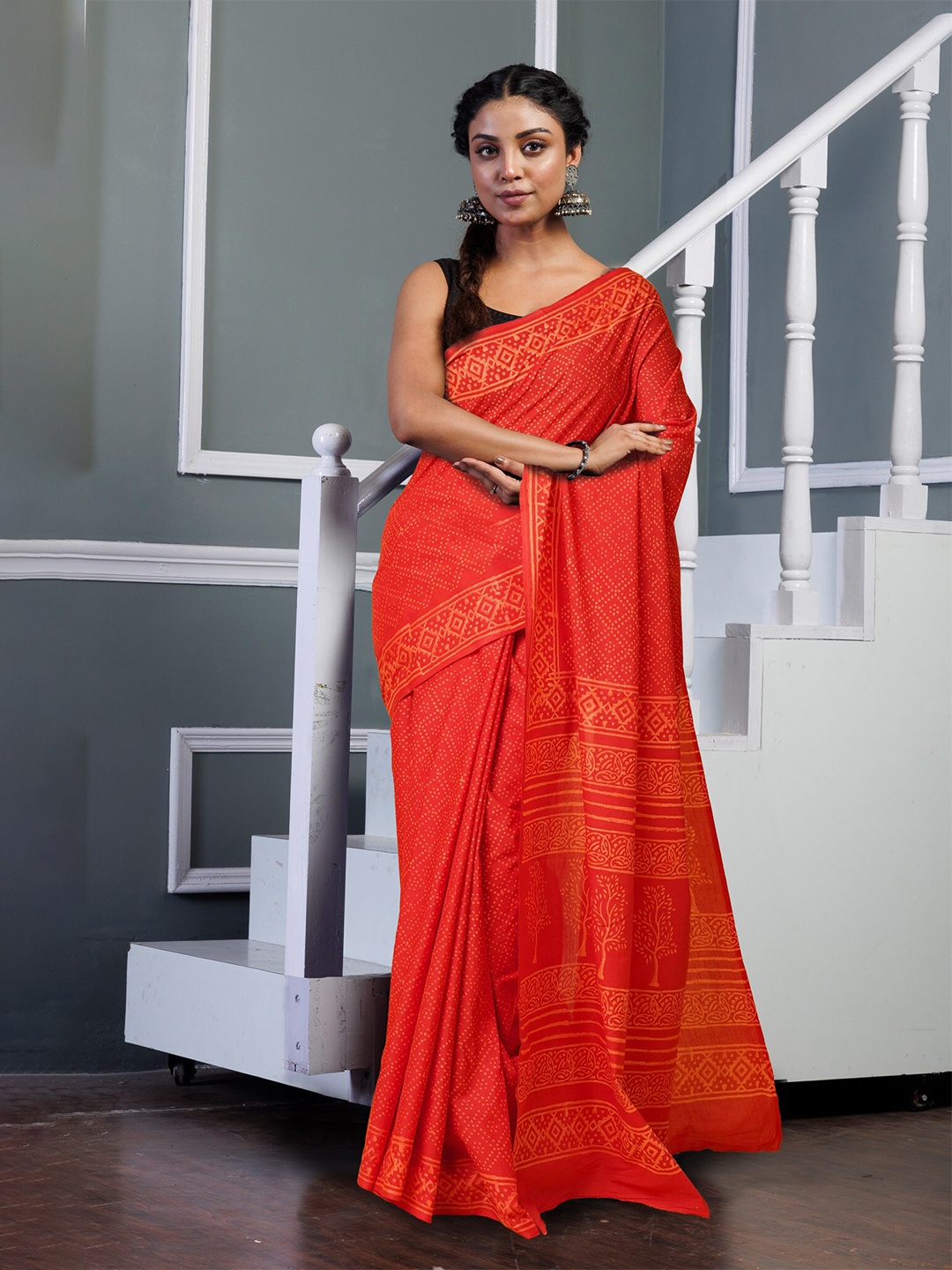 

Unnati Silks Ethnic Motifs Pure Cotton Handloom Block Print Saree, Red