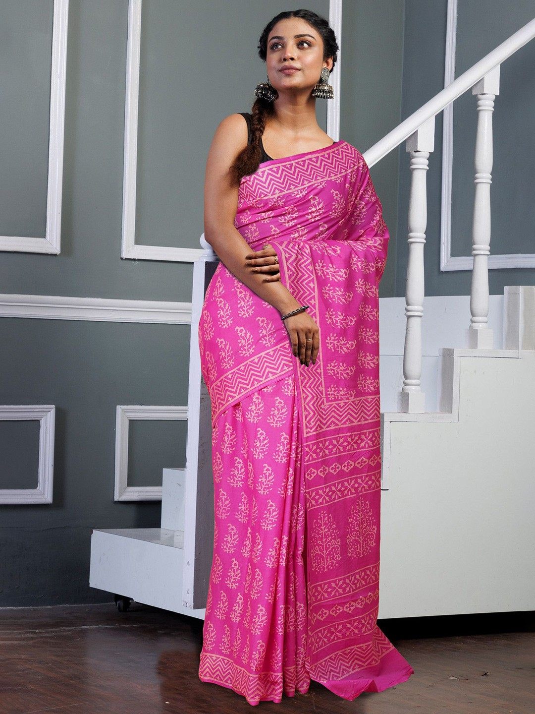 

Unnati Silks Ethnic Motifs Pure Cotton Handloom Block Print Saree, Pink