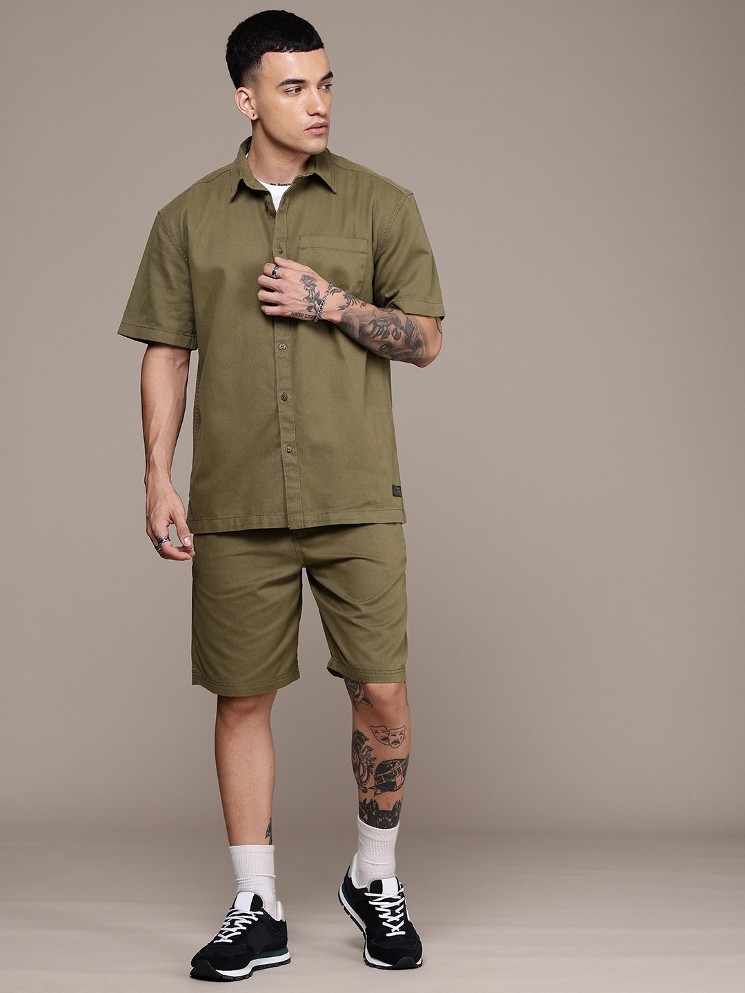 

The Roadster Life Co. Pure Cotton Relaxed Fit Shirt With Shorts, Olive