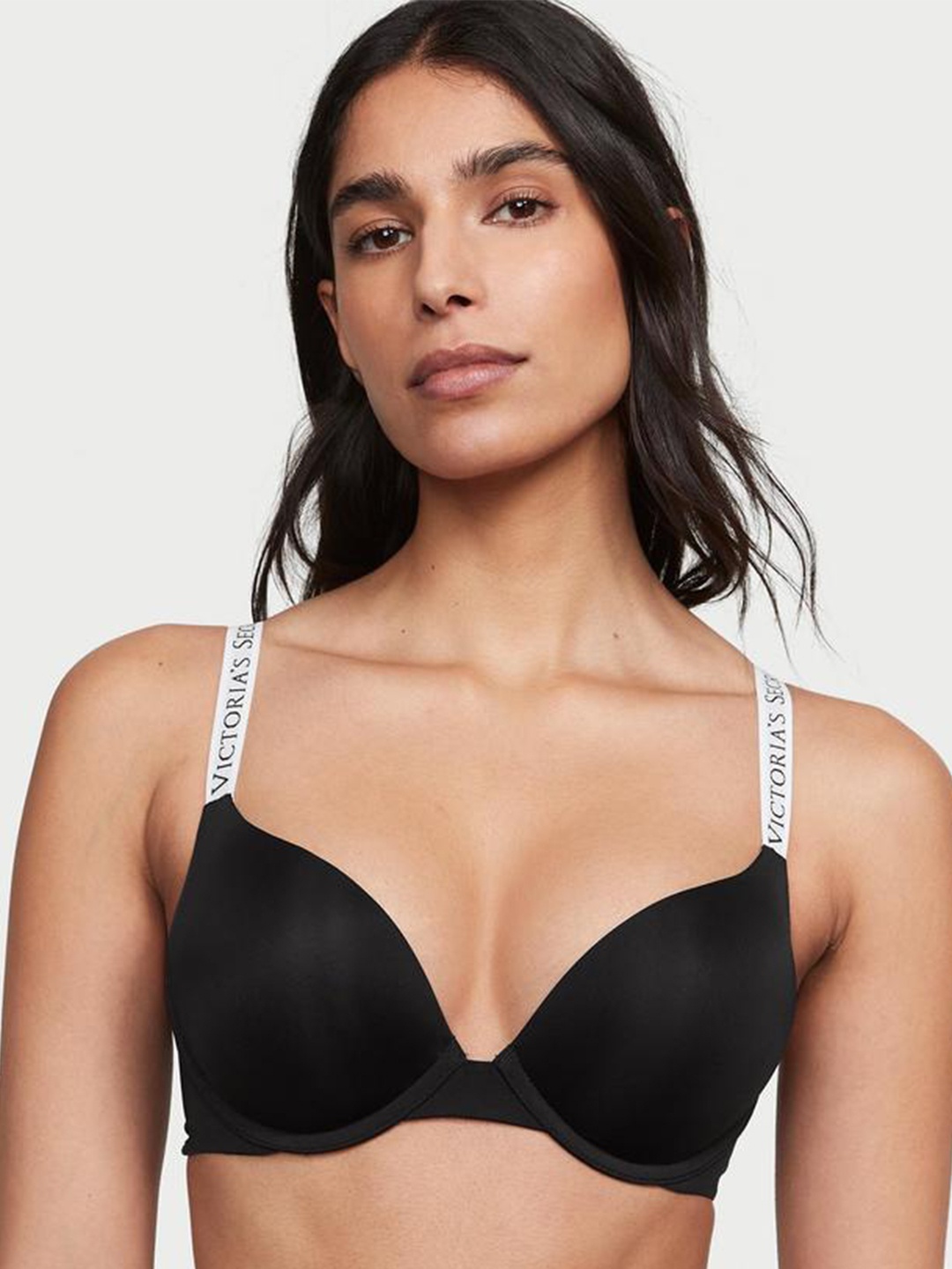 

Victoria's Secret Bra Medium Coverage Underwired Heavily Padded, Black