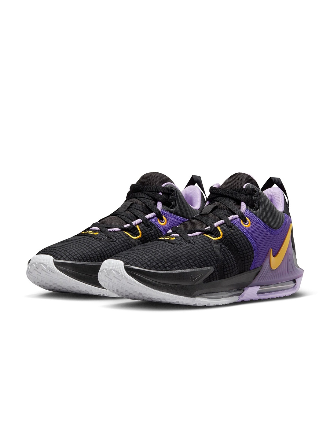 

Nike LeBron Witness 7 Men Lace-Ups Basketball Shoes, Black