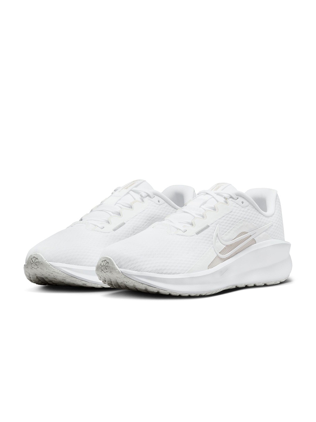 

Nike Downshifter 13 Men's Lace-Ups Road Running Shoes, White