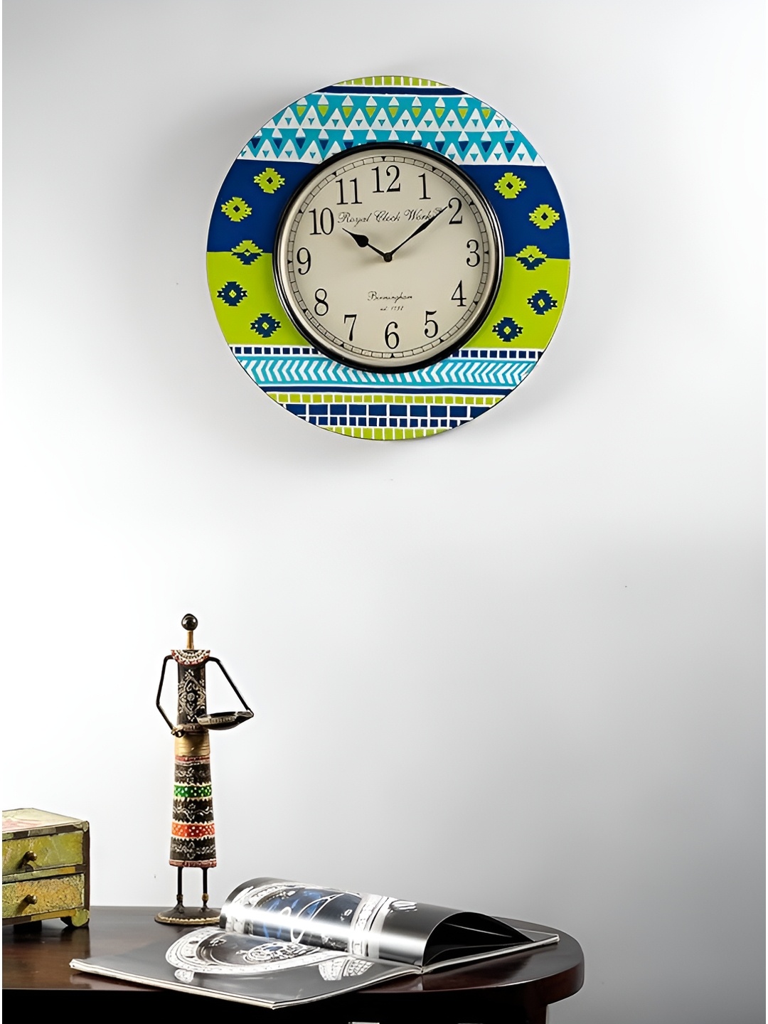 

vedas White & Blue Printed Round Analogue Wall Clock