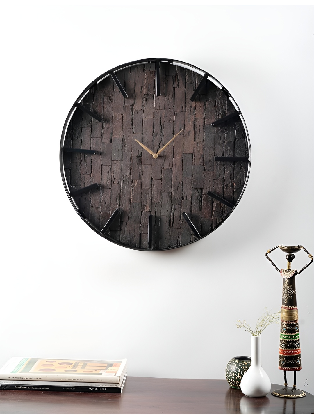 vedas Black Wooden Round Analogue Wall Clock, Metallic