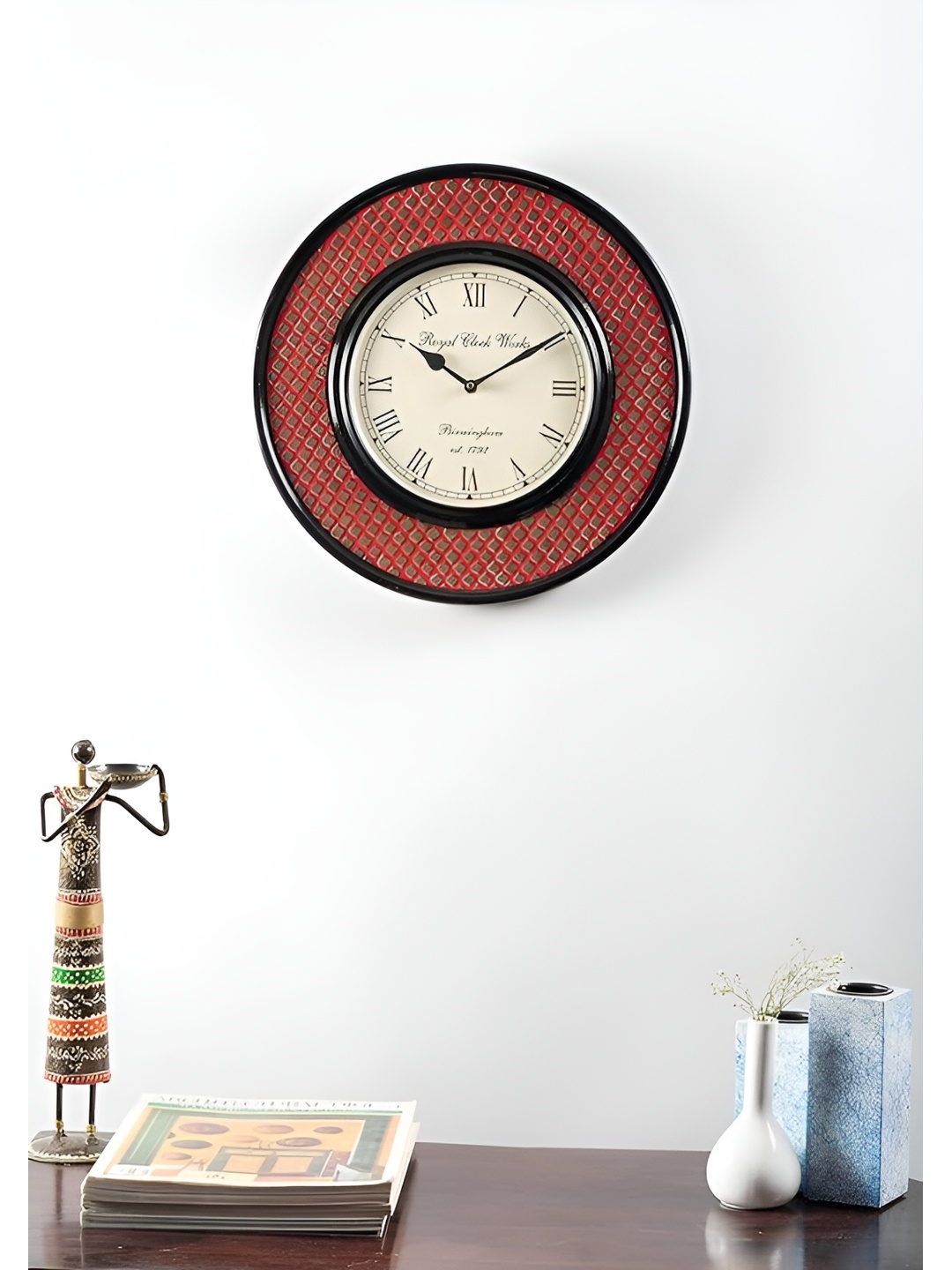 

vedas Brown & White C-Shy Wood Wall Clock, Cream