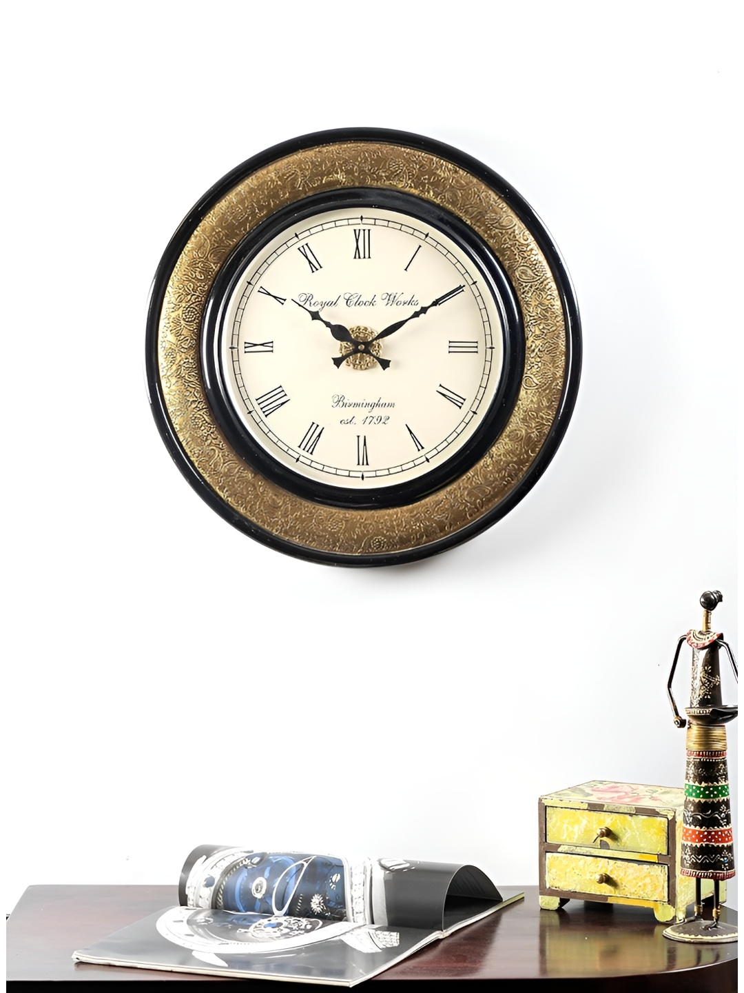 

vedas Brown Round Analogue Wall Clock, Cream