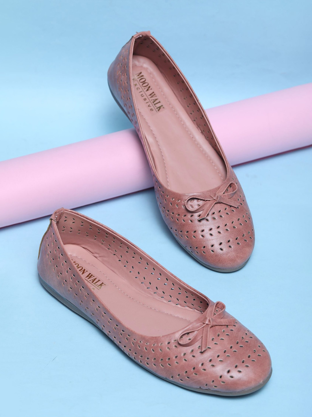 

Moonwalk Women Textured Ballerinas with Laser Cuts Flats, Pink