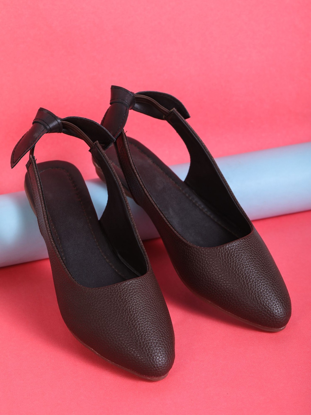 

Moonwalk Women Colourblocked Ballerinas with Bows Flats, Brown